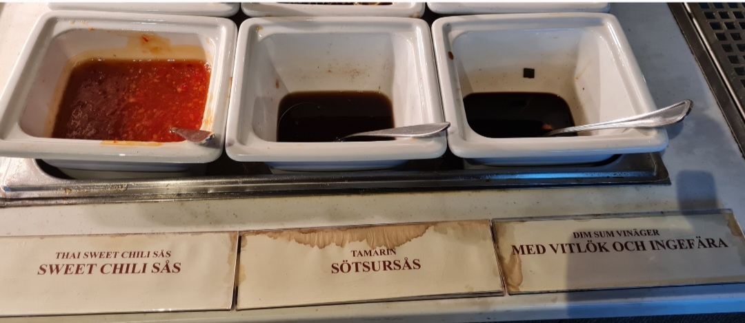 thai sweet chilisås sweetchilisås, Tamarin sötsursås och dim sum vinäger med vitlök och ingefära